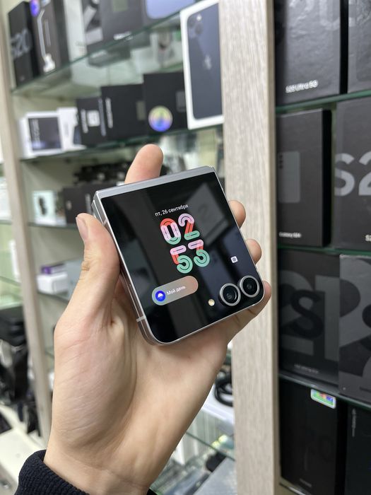 Samsung Z flip6 lar sotiladi