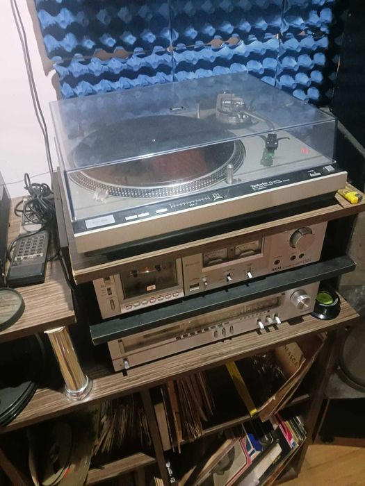 pick-up technics SL 1600Mk2,casetofoane deck akai,jvc