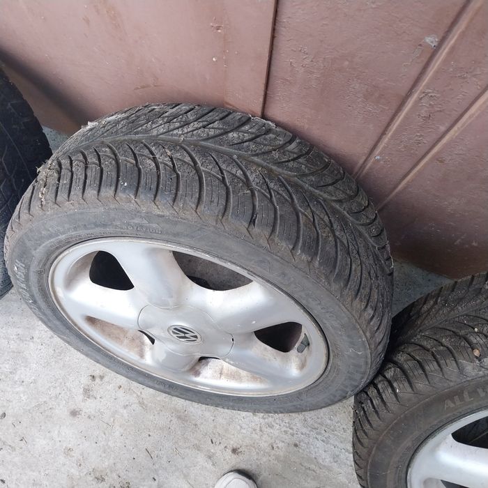 Vand genți aluminiu