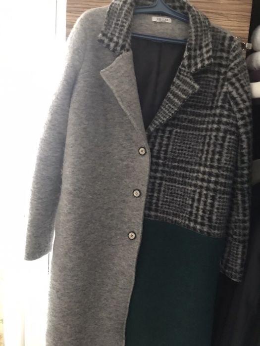 Продаю пальто  Куртка италия