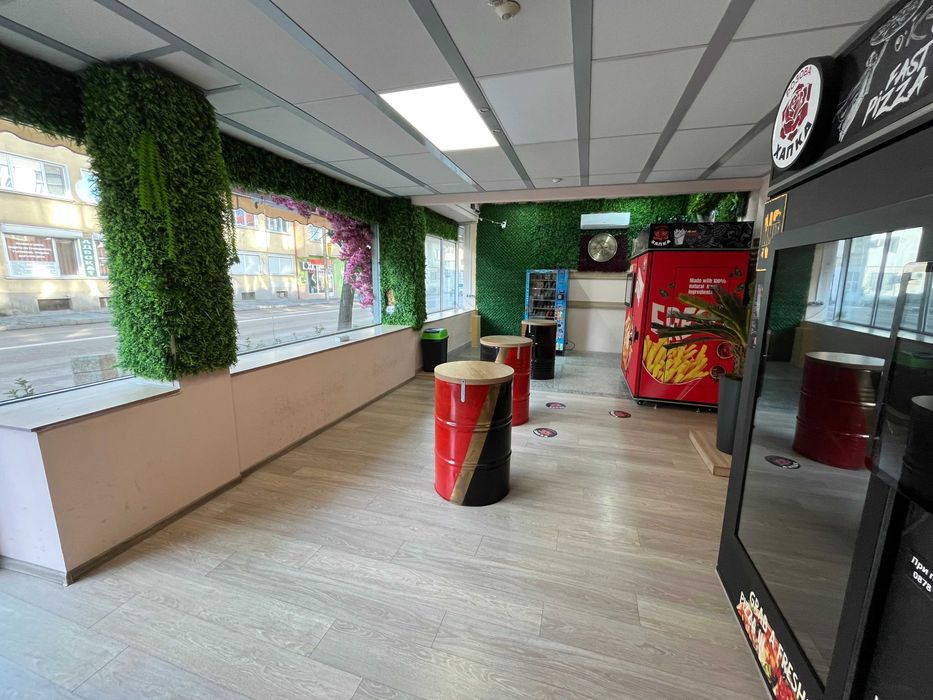 Продава се Магазин в Казанлък - 135 кв.м за 1398 €/кв.м - Снимка #4