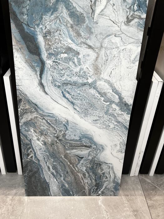 Vând gresie porțelanată 60x120 cm