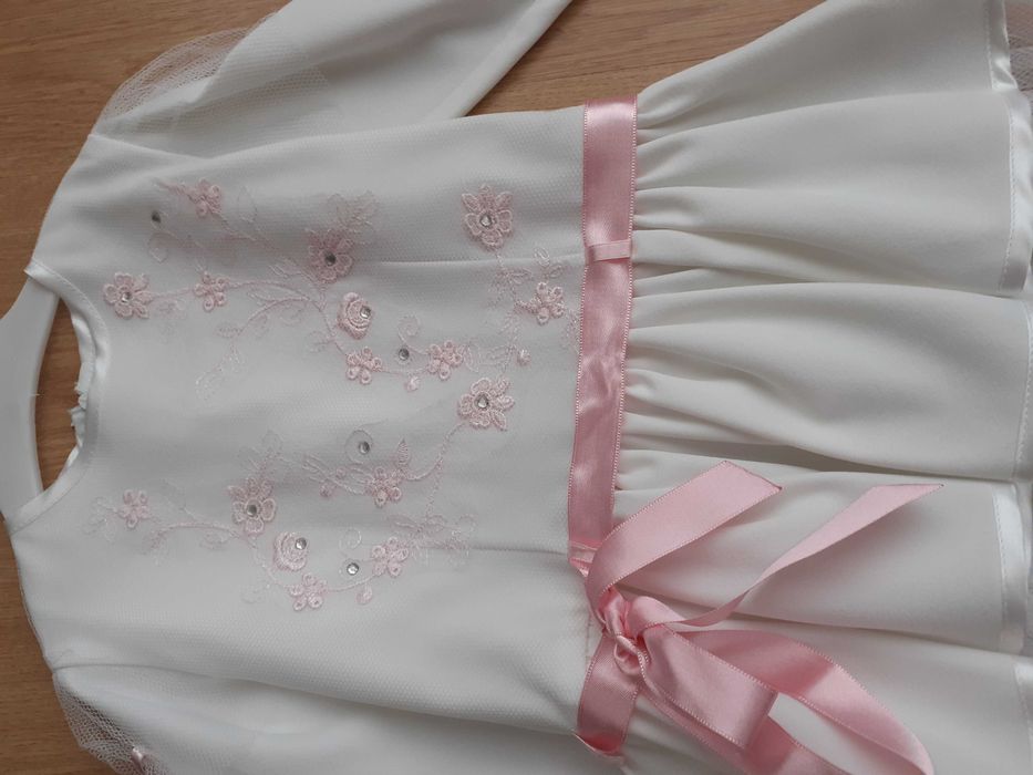 Детски официални роклички