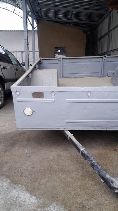 Продаю прицеп легковой