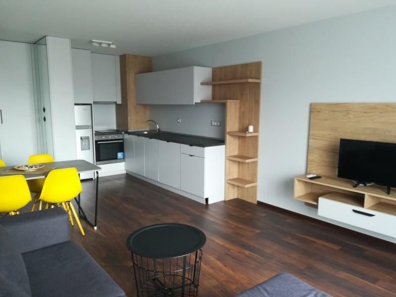 Двустаен апартамент в ж.к. Студентски град.