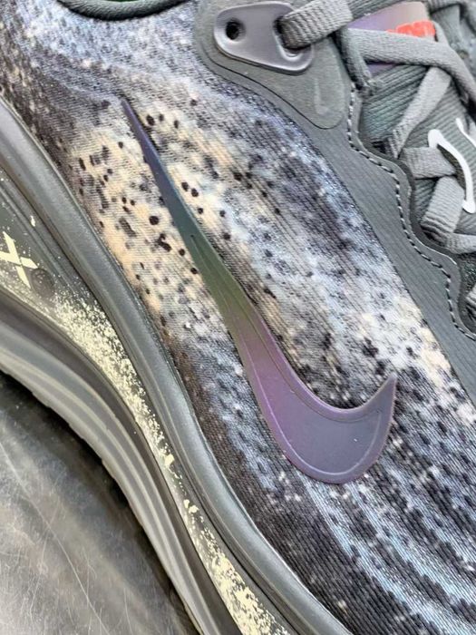 Нови мъжки маратонки Nike Vomero plus Anthracite/Oatmeal/Volt/Black