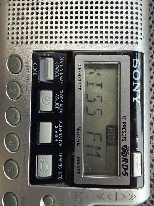 Radio  portabil SONY ICF-M33 RDS