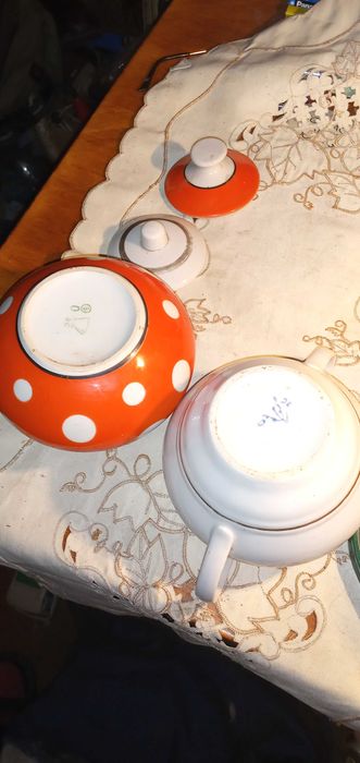 Продам посуду для кухни 2000 тенге.