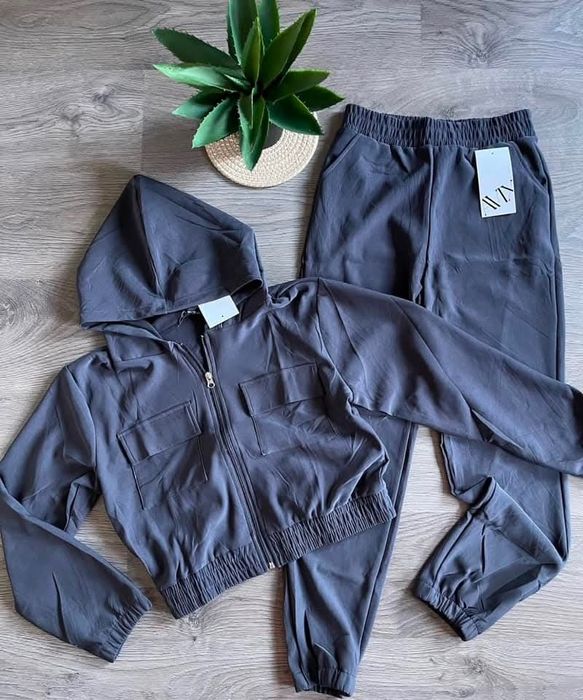 Нов Дамски комплект