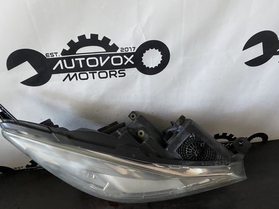 Far dreapta Opel Insignia an 2009-2013