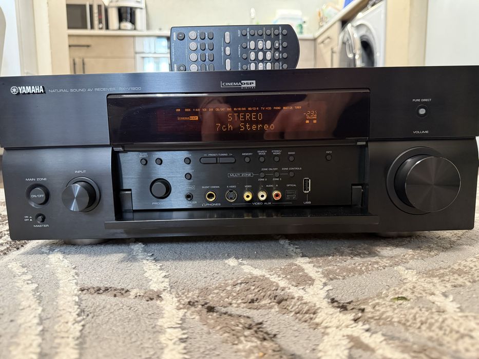Yamaha RX-V1900 Като нова
