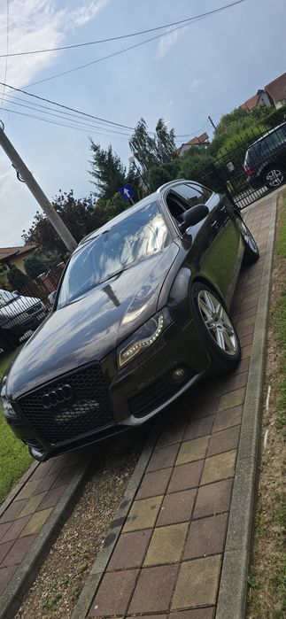 Vând audi a4 b8 2011