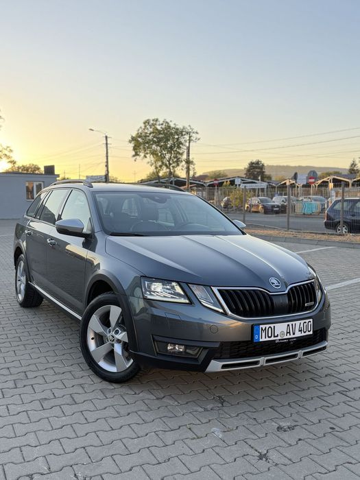 Skoda Octavia Škoda Octavia Scout Combi 2.0 TDI DSG 4x4