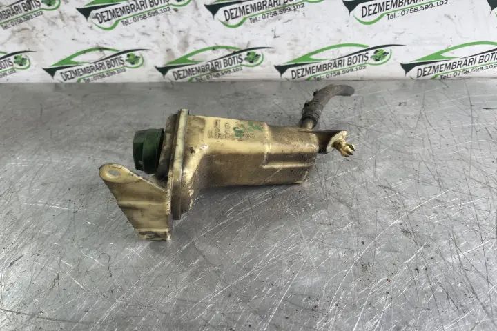 Vas lichid servodirectie Audi A4 2002 1.9 TDI MT (100 hp)