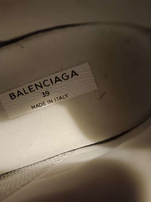 Vând adidași balenciaga