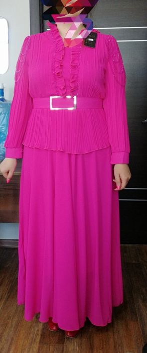 Платье новое, размер 52-54. НОВОЕ