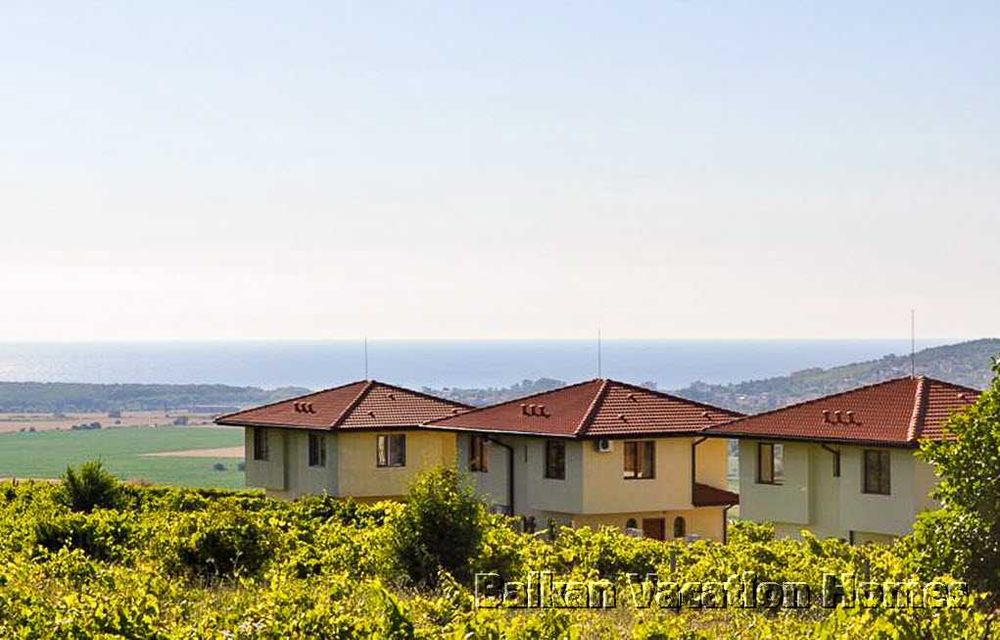 Вили близо до Албена с невероятна морска панорама