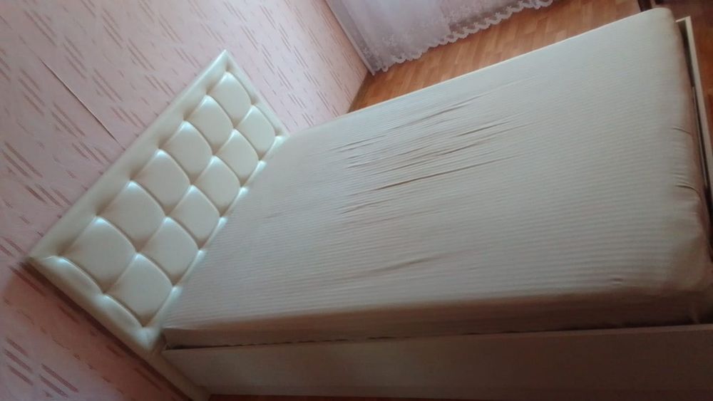 Продам диван, кровать, шкаф