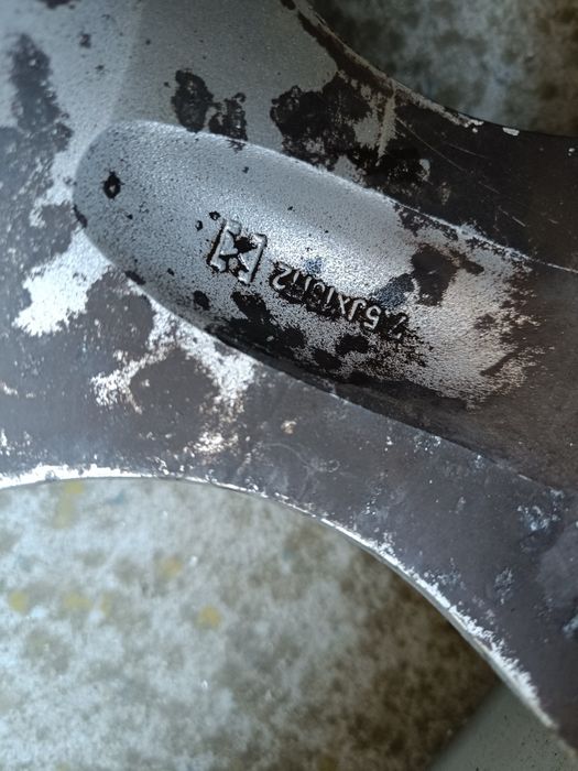 Vând jante aliaj R16