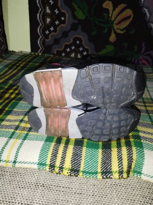 ghete basketball Nike air 180 size 45