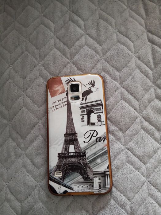 Продам б/у телефон