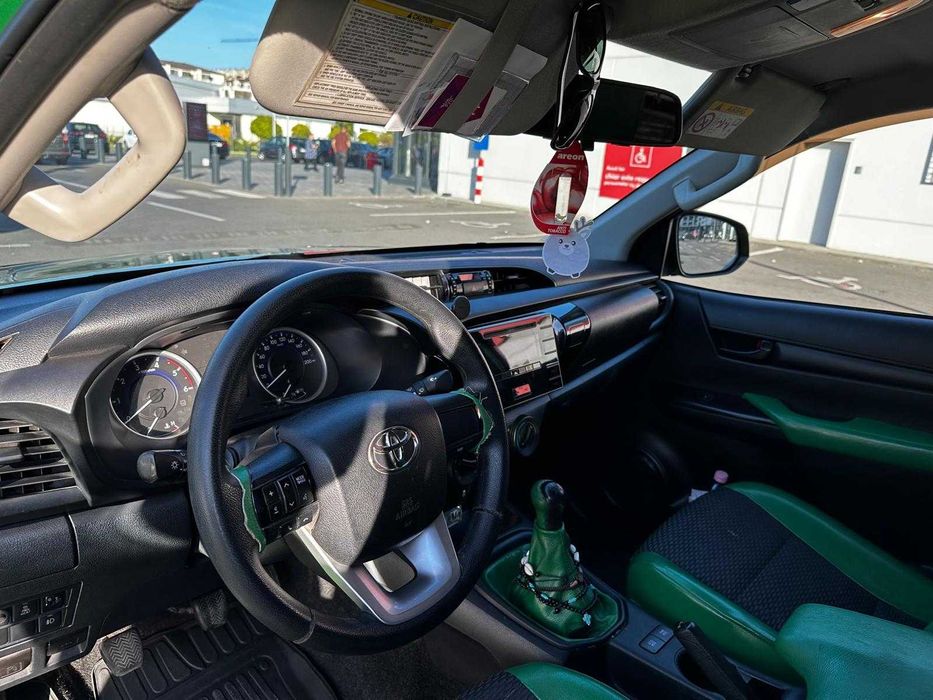 Toyota Hilux preparata off road