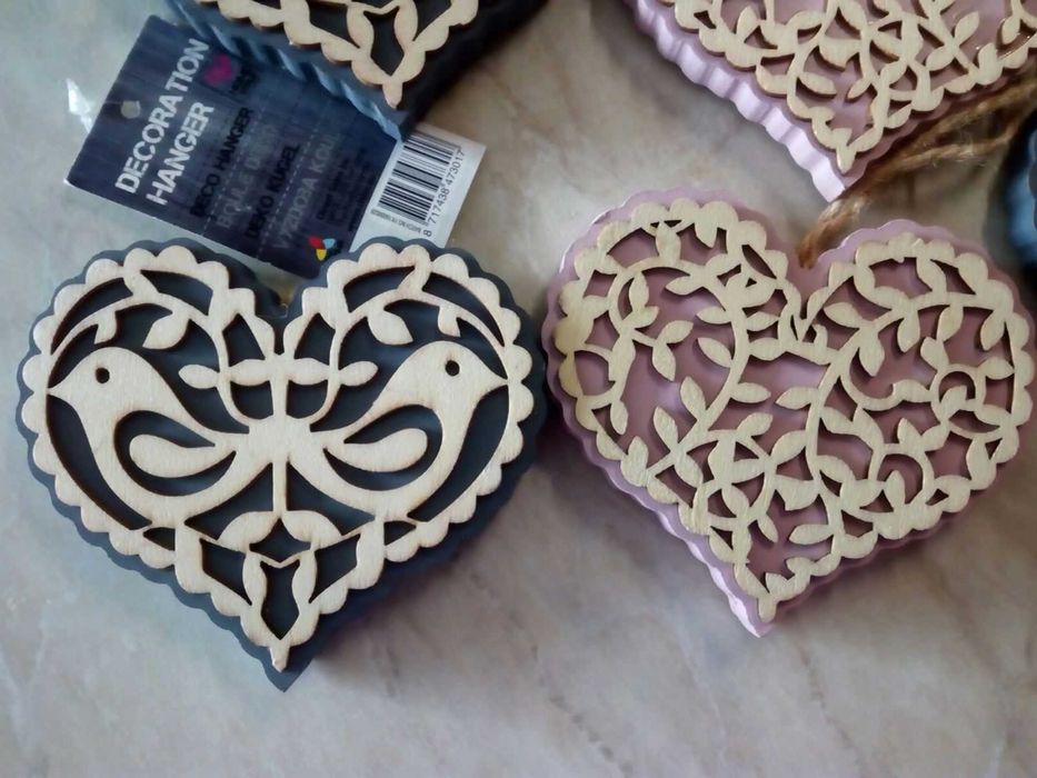 LED гирлянди с къщи,звезди,метални топки.Фигурки Тукан,Арт сърца,цветя