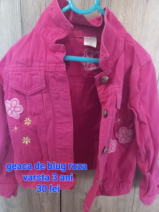 Geaca roz pentru fetite