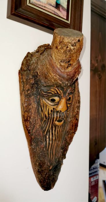 Дървени фигури две глави от дърво масив ръчно изработени резбовани