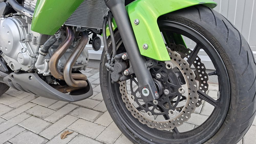 MotoFly vinde Kawasaki Er-6n Categ A2