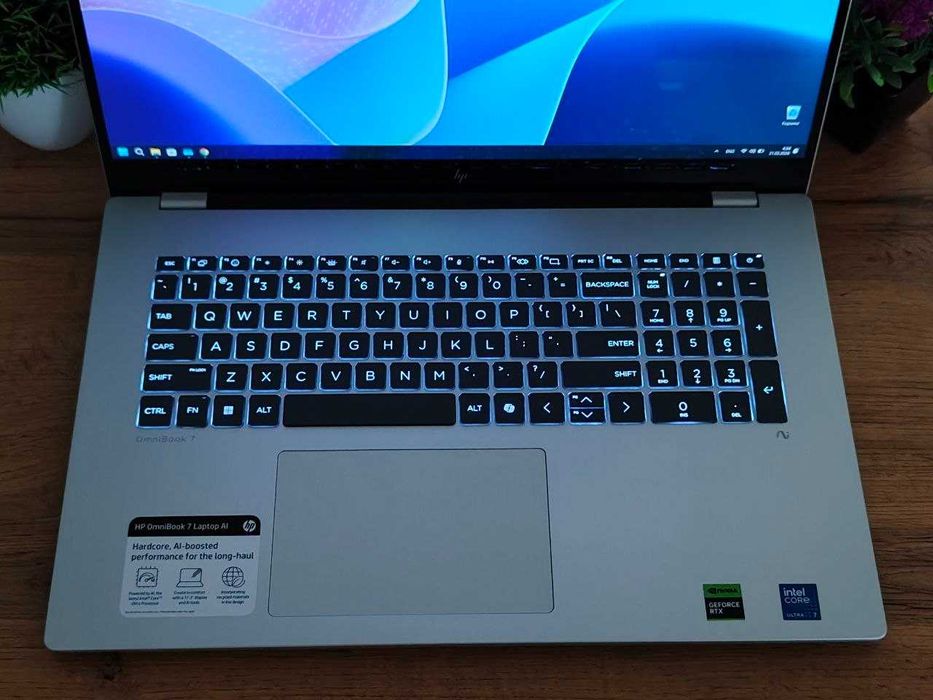 [ARZON] Noutbuk HP OmniBook 7 Ultra 7 / RXT 4050 / DDR5 32Gb / SSD 1Tb