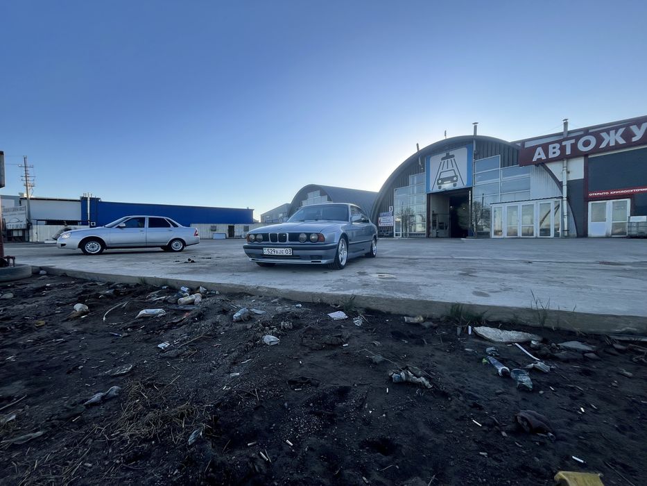 Продам Bmw e34 530