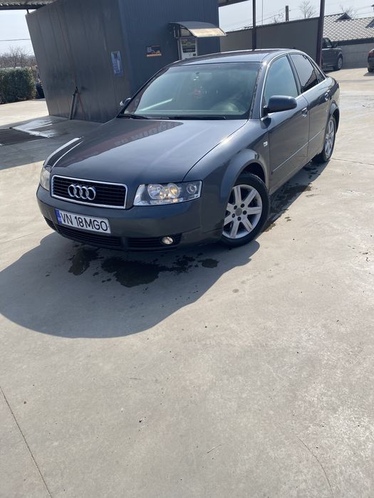 Vand audi a4 b6! Fac si schimb cu dubita