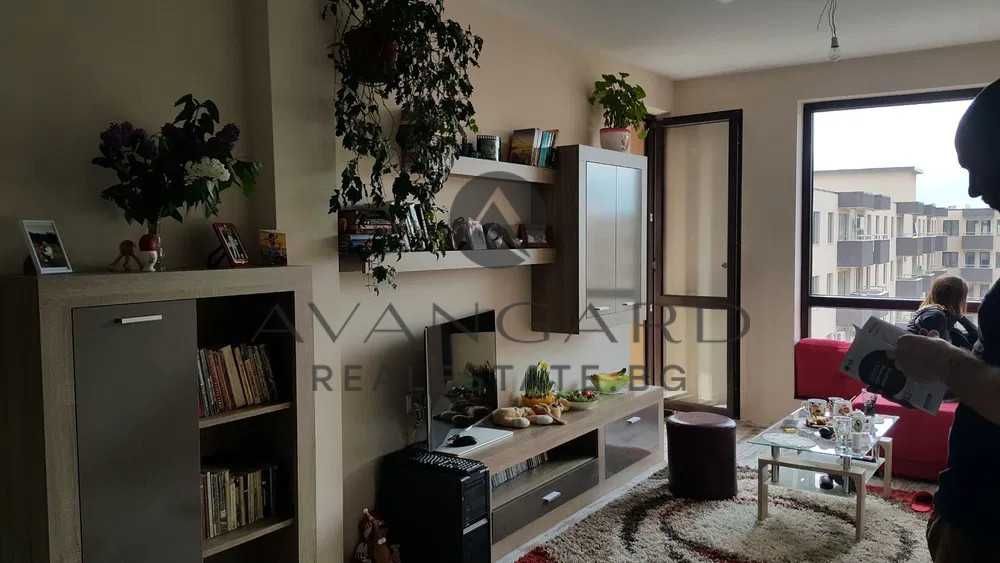 оф.22003 Тристаен Обзаведен Кючук Париж