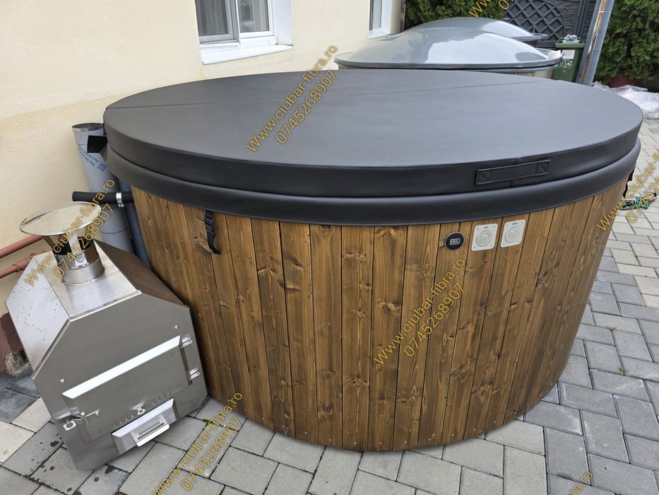 Ciubar din fibra cu jacuzzi si soba exterioara