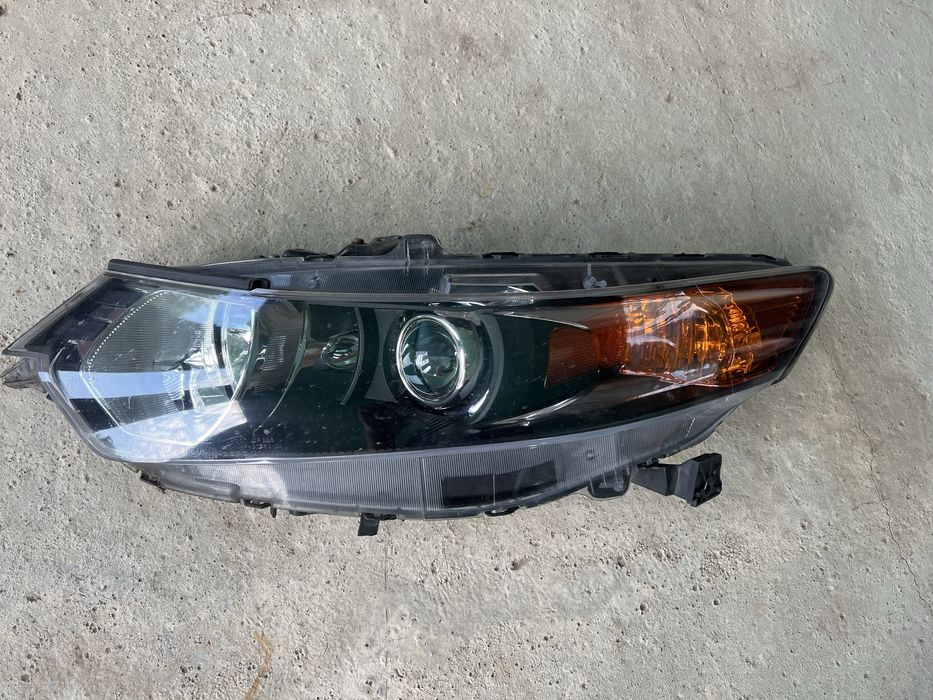 Ляв фар за Honda Accord 8