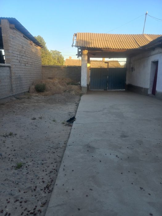 Ховли уй сотилади нархини келишамиз