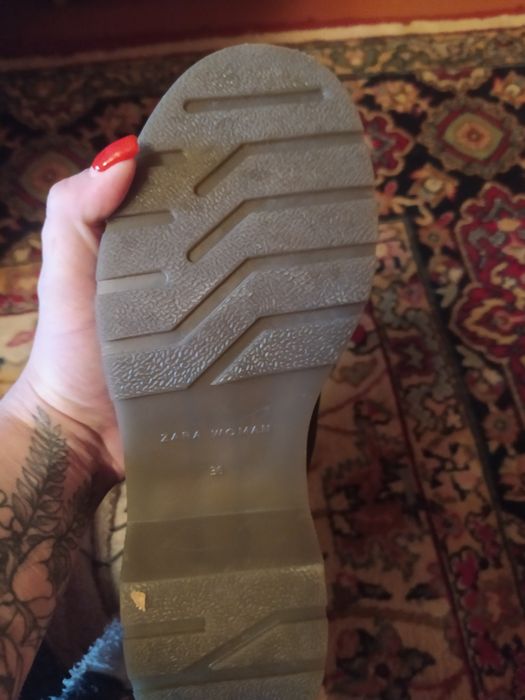 Продам ботиночки