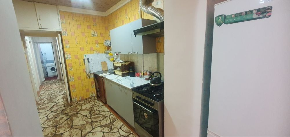 Продаётся квартира 3-х комнатная