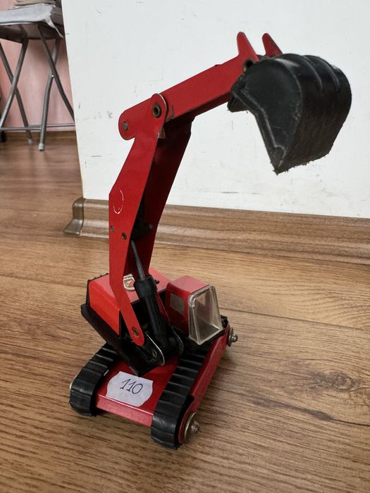 Старо детско метално багерче