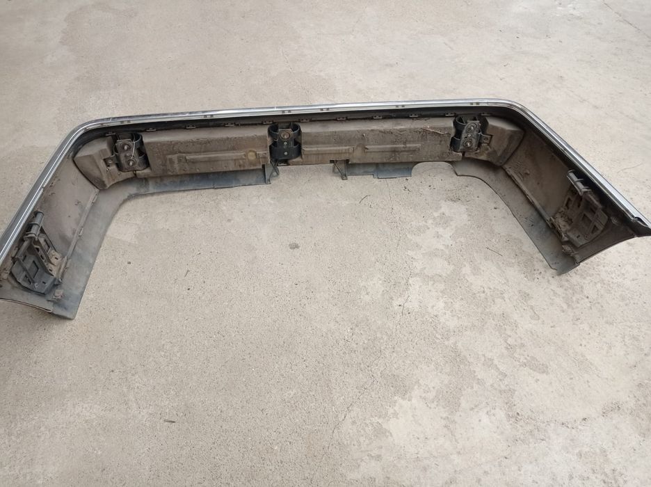 Продам бампер mercedes сешка 1995