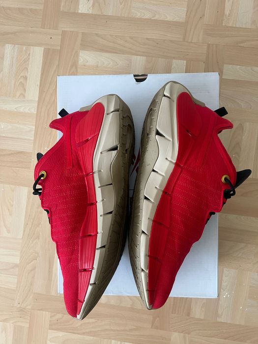 Reebok x La Casa de Papel Zig Kinetica II