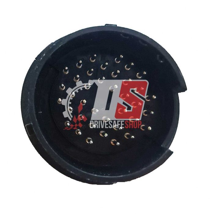 Mercedes-Benz 38 Pin към OBD2 – висококачествен конектор