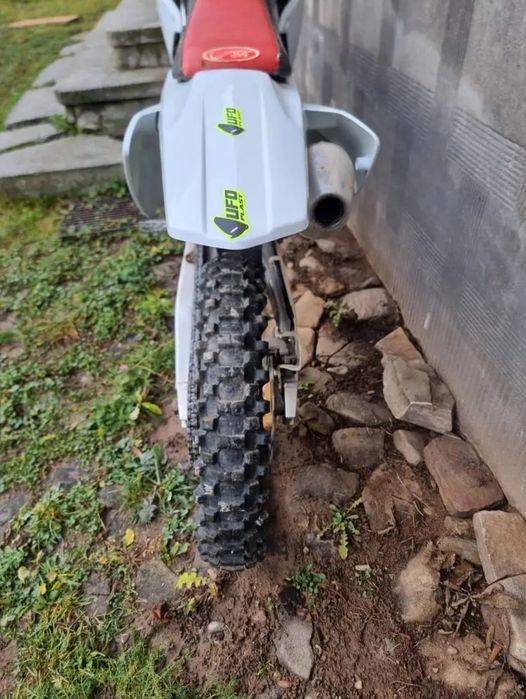 Vand sau schimb Suzuki RMZ 250