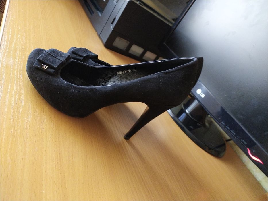 Туфли замша 3000 тг