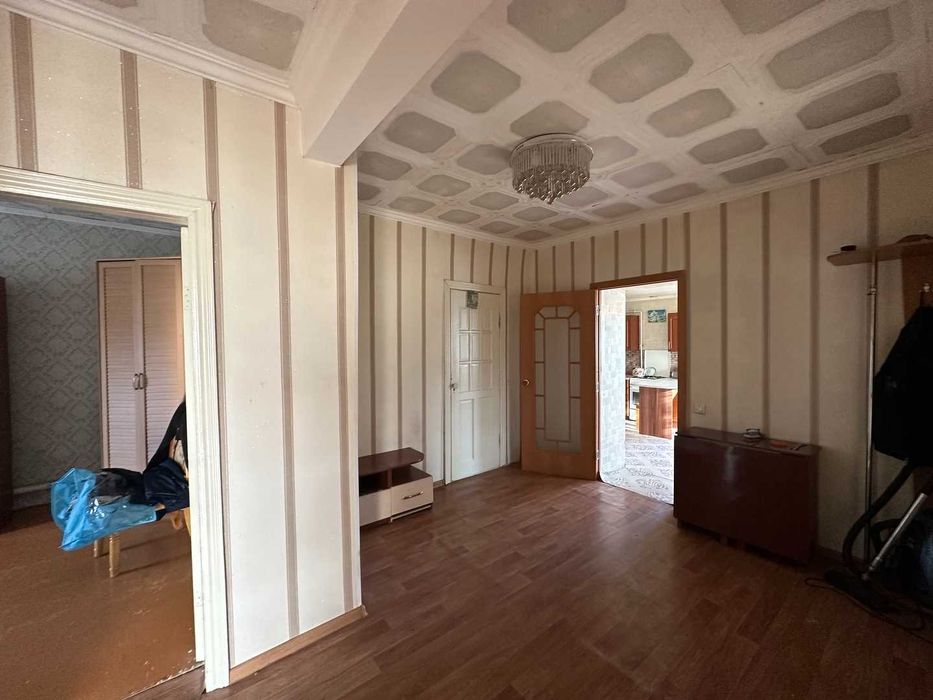 Продам дом в районе КСК