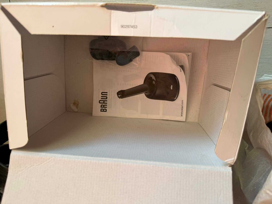 Braun  S6 -60-B7500CC-Електрическа самобръсначка