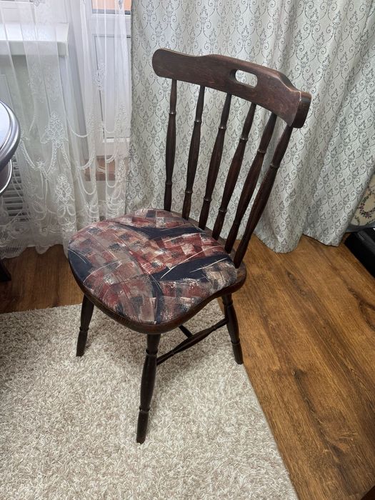 Стол в гостиную. Раскладной