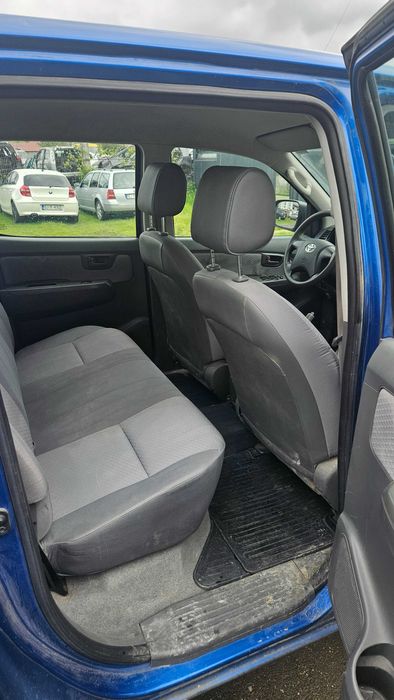 Vand autoutilitara Toyota Hilux