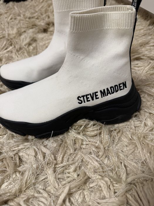 Adidasi Steve Madden